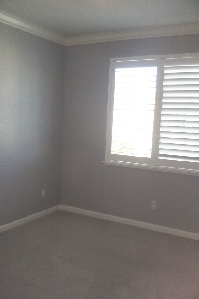 Building Photo - Crocker Ranch gated community