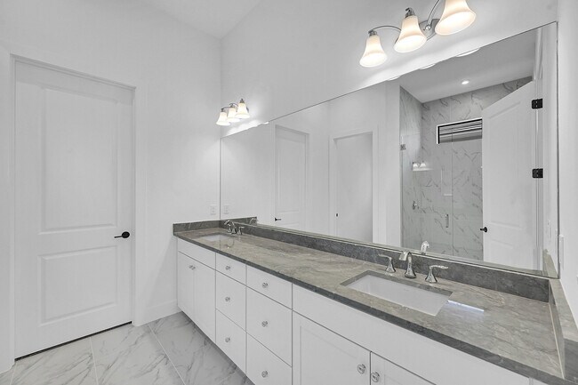 Building Photo - 9528 St Germain Dr