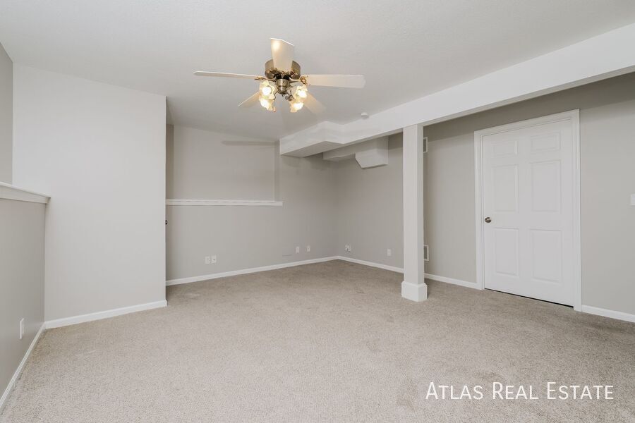 Building Photo - 8608 NE 111th St