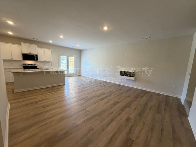 Building Photo - 54 Rustin Rdg