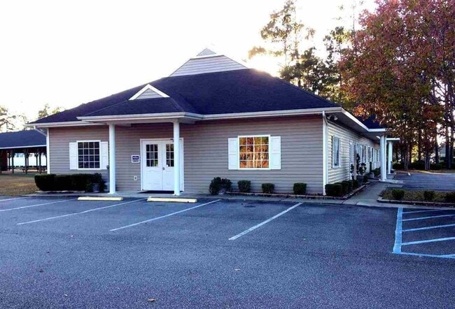 Building Photo - Myrtle Beach Golf and Yacht Club