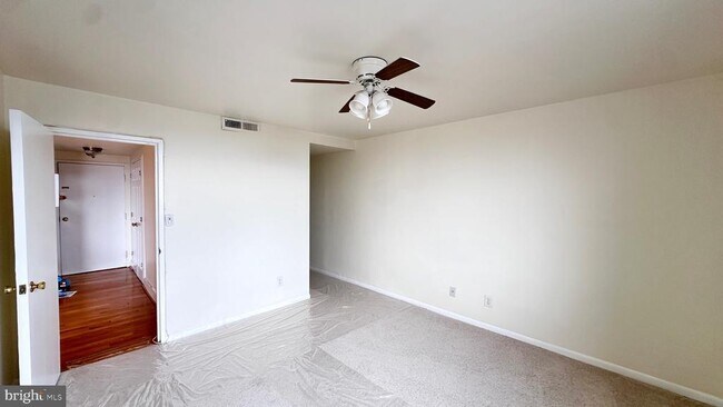 Building Photo - 4600 Duke St