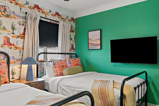 Building Photo - 12201 N 58th Way