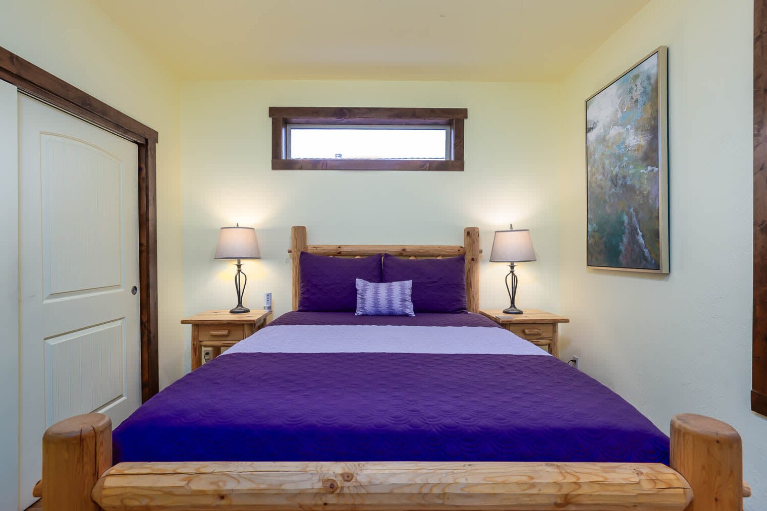 Building Photo - 1018 NW Ogden Ave