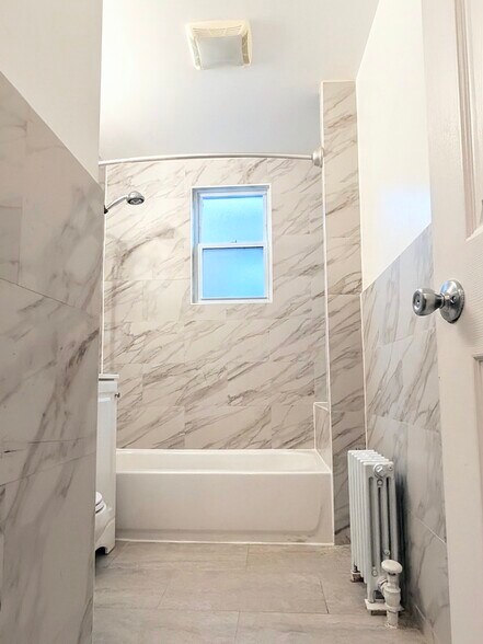 Building Photo - 13323 114th St