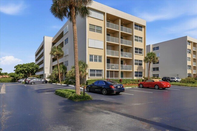 Building Photo - 2929 S Ocean Blvd