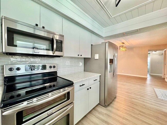 Building Photo - 2924 Catherine Dr
