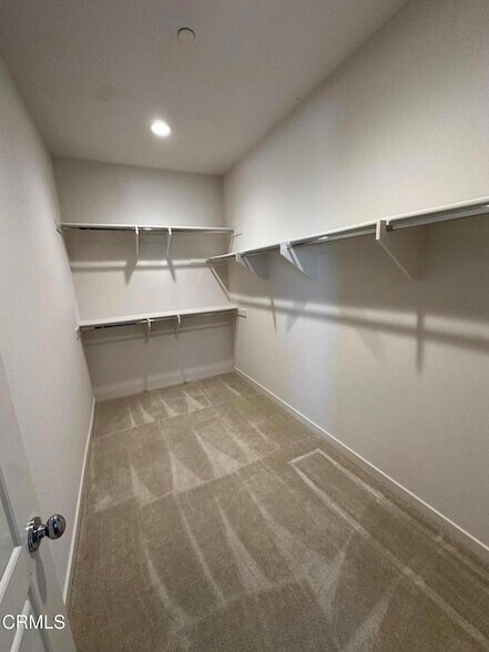 Building Photo - 1217 Redbud St