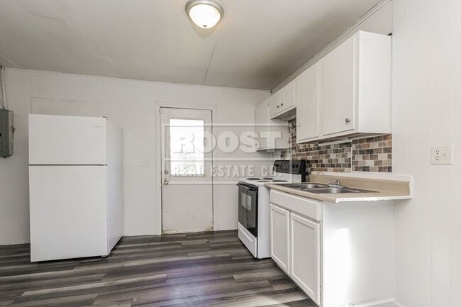 Building Photo - 1016 Heard Ave