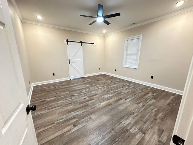 Building Photo - 408 Branch St