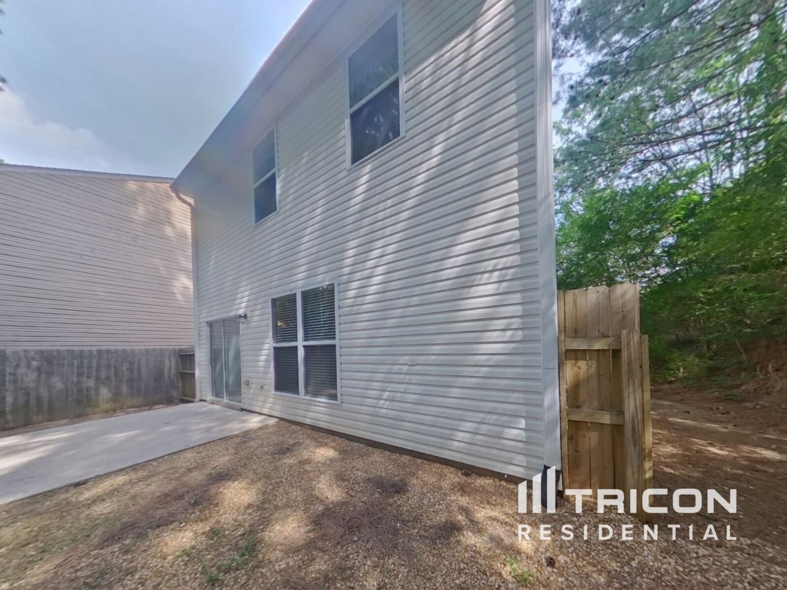 Building Photo - 750 Mountain Laurel Dr