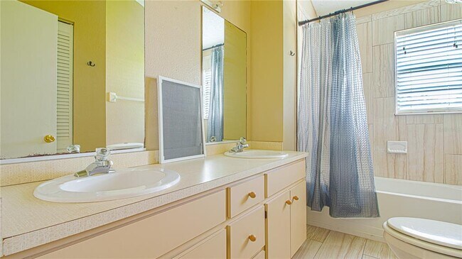 Building Photo - 60 Beachcomber Ln