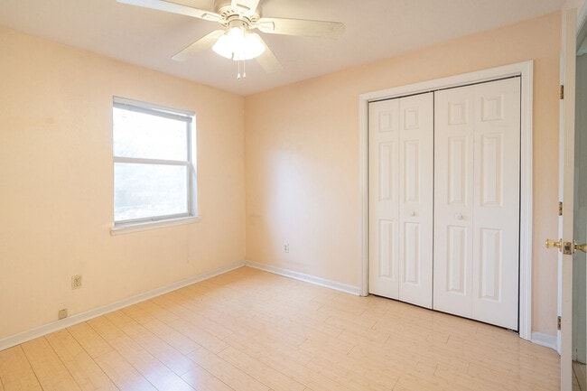 Building Photo - 7890 Talley Ann Dr