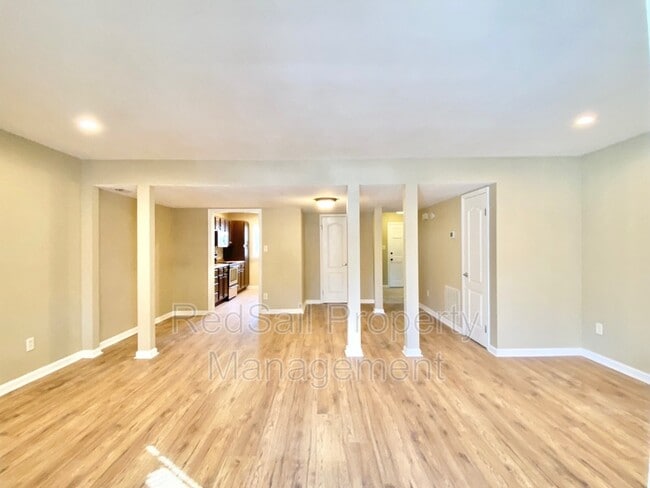 Building Photo - 3145 Reese Dr