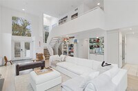 Building Photo - 17 Lyme Ln