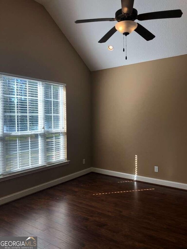 Building Photo - 95 Spyglass