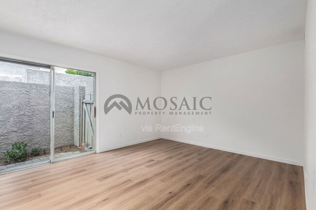 Building Photo - 17255 Ledferd Ln