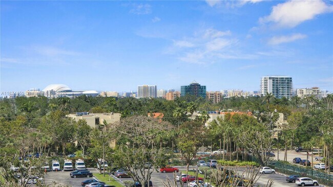Building Photo - 2451 Brickell Ave