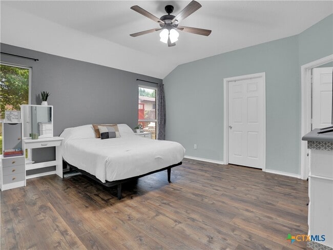 Building Photo - 1775 Jasons N Ct