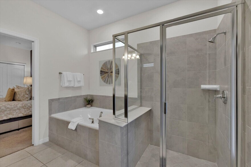 Building Photo - 5541 Misty Oak Cir