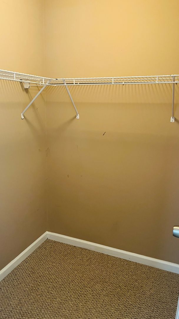 Building Photo - Charming Cottage Style 4 bedroom, 2 bathroom home in Lagrange! Must See!