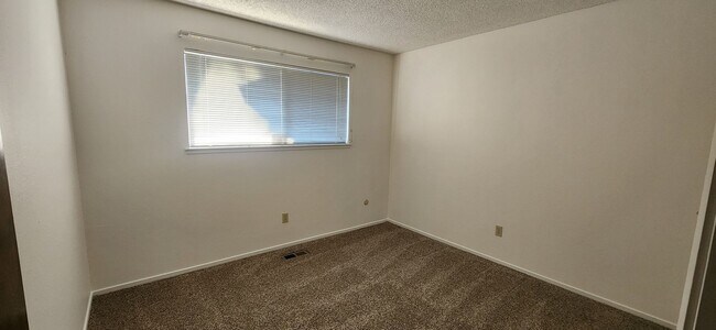 Building Photo - 8118002/37