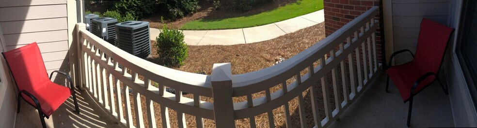 Building Photo - 8550 Nb Interstate 77 St