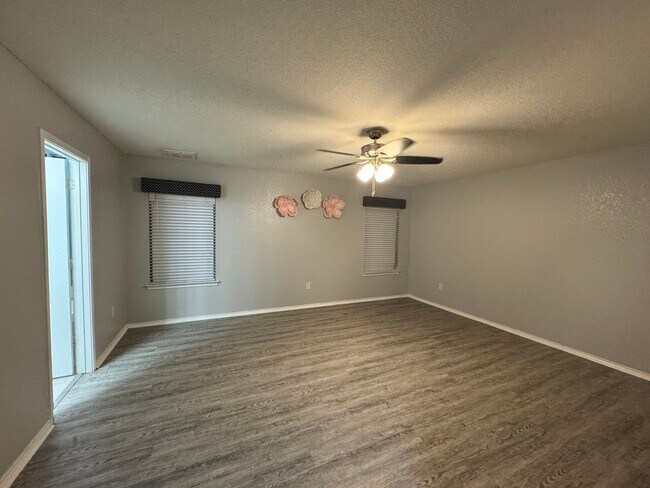 Building Photo - Coming soon... Move in June 3rd, 2026