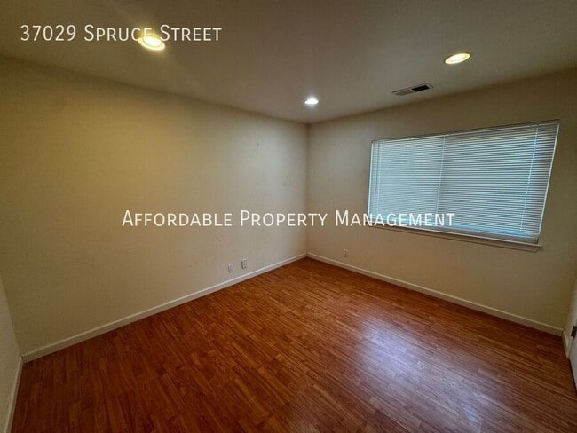 Building Photo - 37029 Spruce St