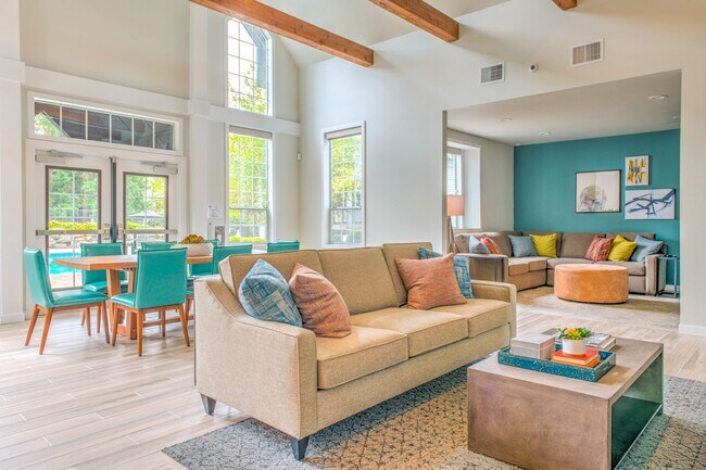 Floorplan - Overlook Pointe Apartments