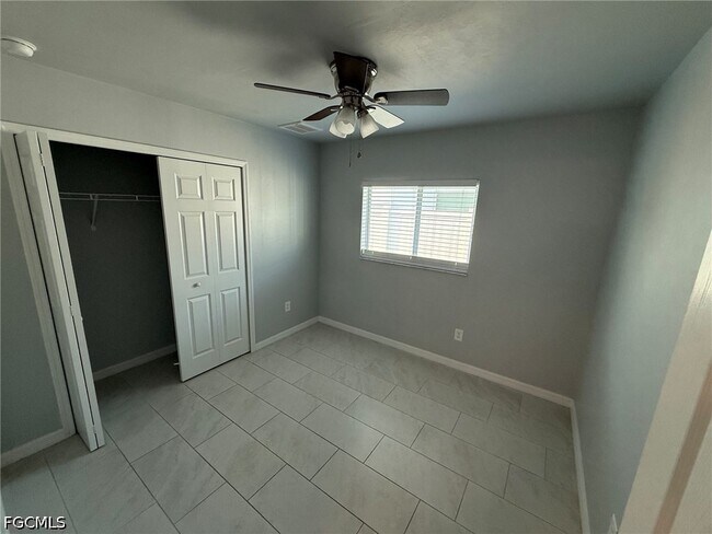 Building Photo - 3536 SW 17th Ave
