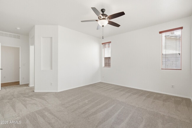 Building Photo - 4157 E Santa Fe Ln