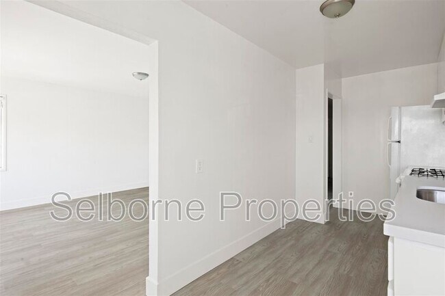 Building Photo - 369 Colusa Ave