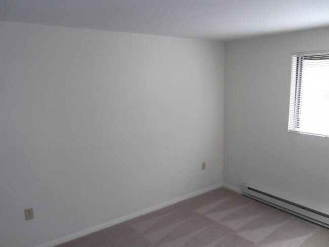 Building Photo - 93 West St