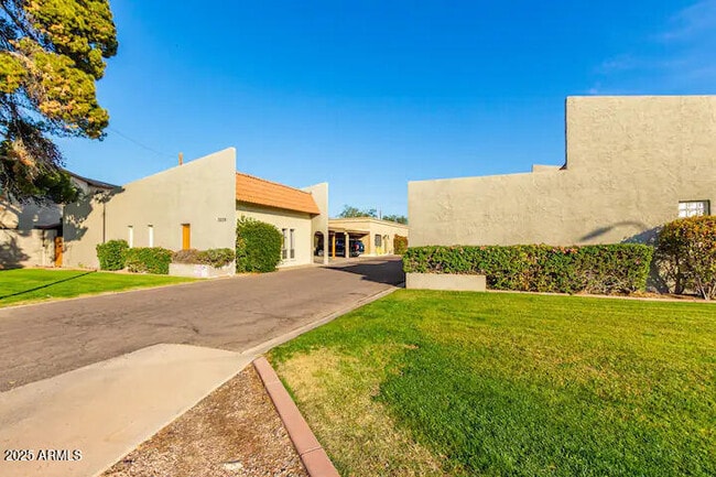 Building Photo - 3039 N 38th St