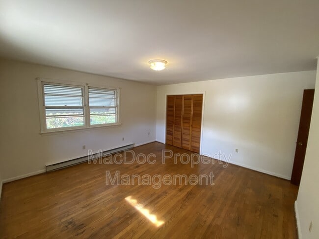 Building Photo - 5467 Potomac Dr