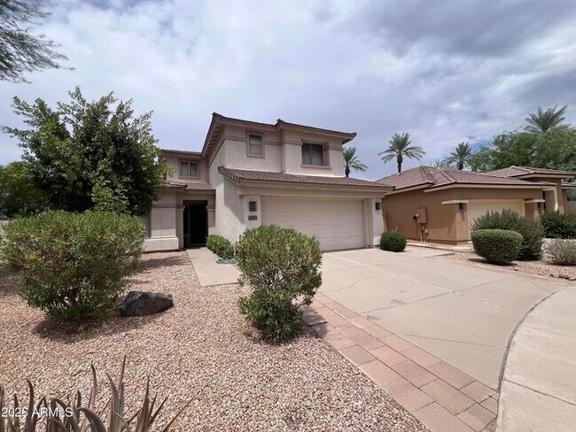 Building Photo - 218 E Sunburst Ln