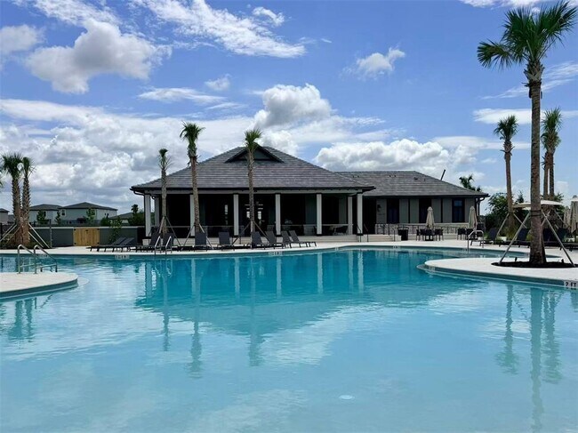 Building Photo - 1307 Broward Dr