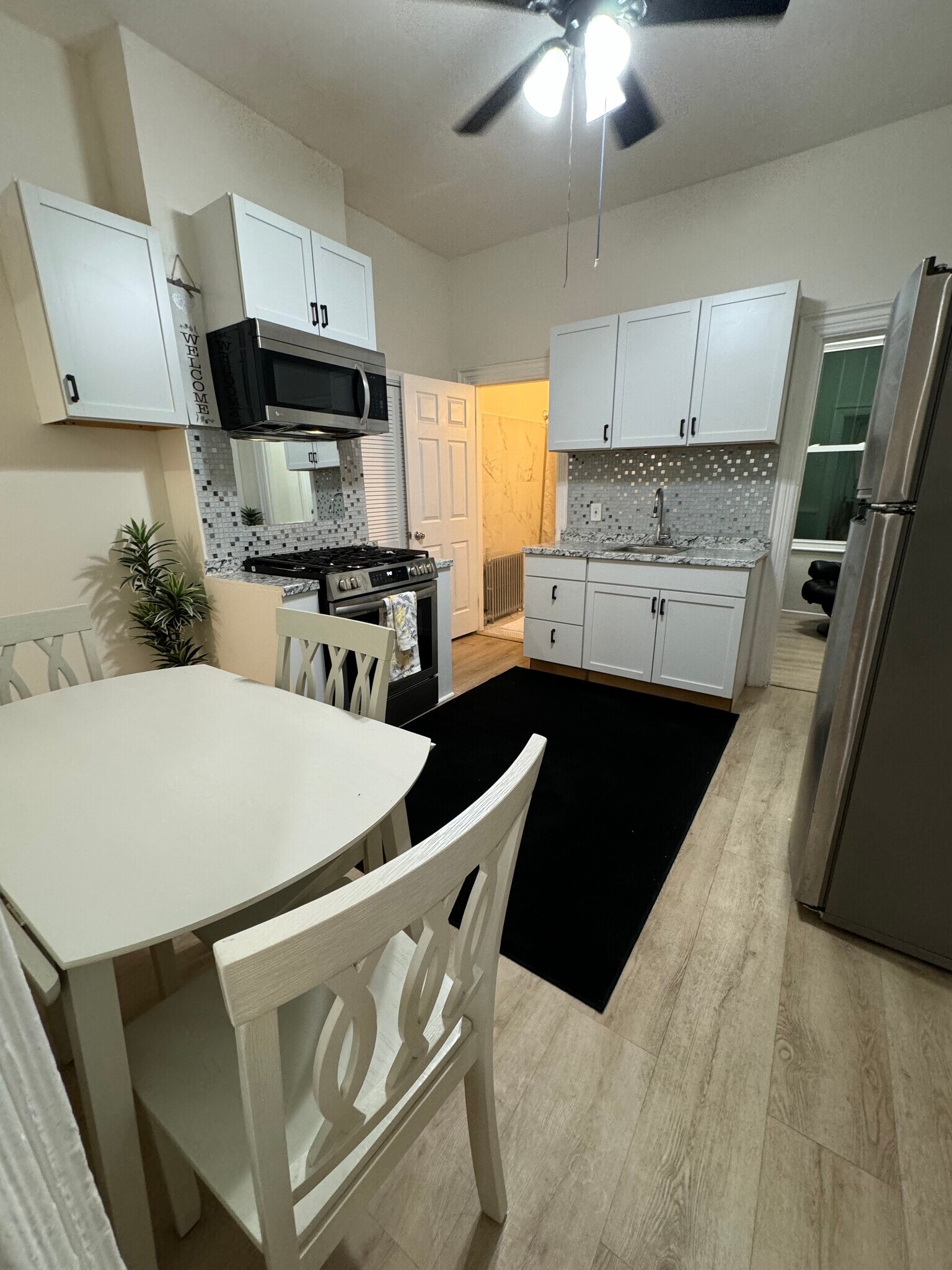 Building Photo - 4 Montrose St