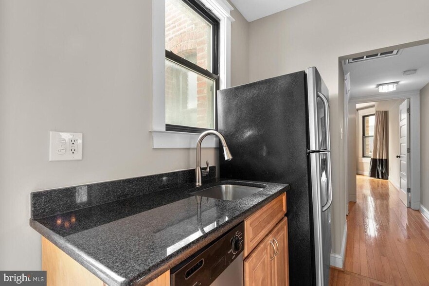 Building Photo - 1215 10th St NW