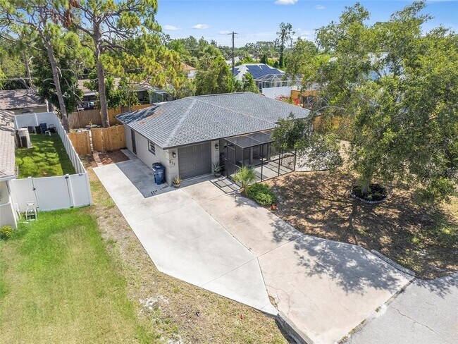 Building Photo - 836 Citrus Rd