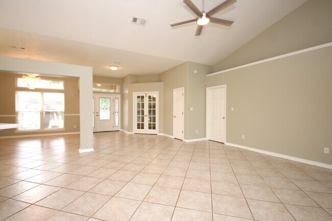 Building Photo - Spacious 4-Bedroom Cantonment Home with Sc...