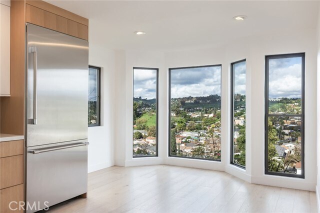 Building Photo - 3091 Chadwick Dr