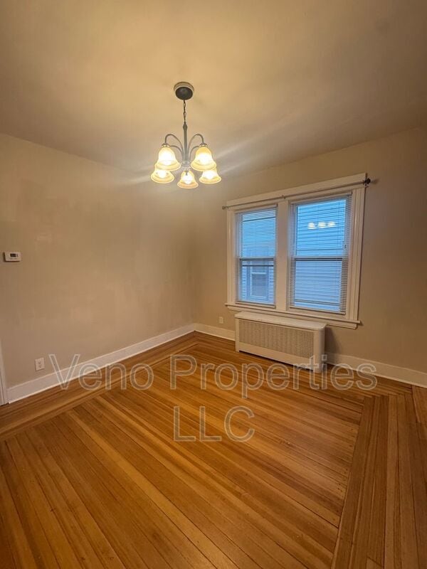 Building Photo - 305 Altamont Ave