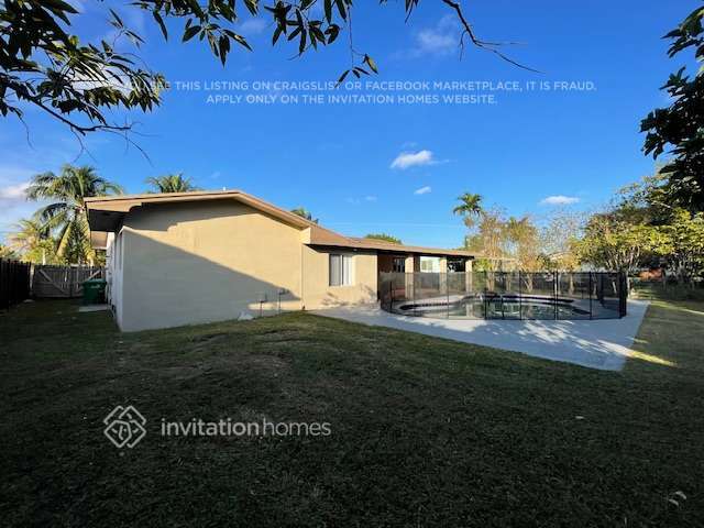 Building Photo - 10840 SW 32nd St