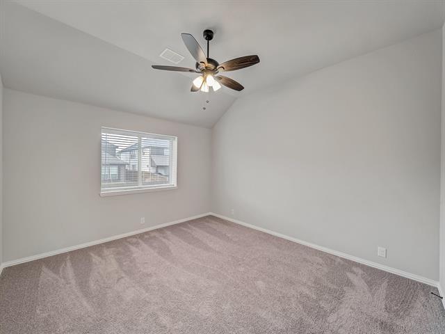 Building Photo - 2905 Parkwood Cir
