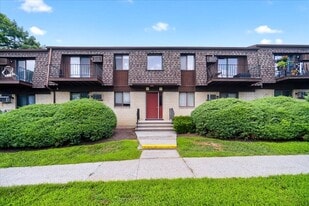 Building Photo - 1408 Cherry Hill Dr