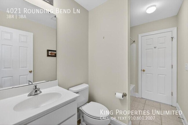 Building Photo - 4021 Rounding Bend Ln