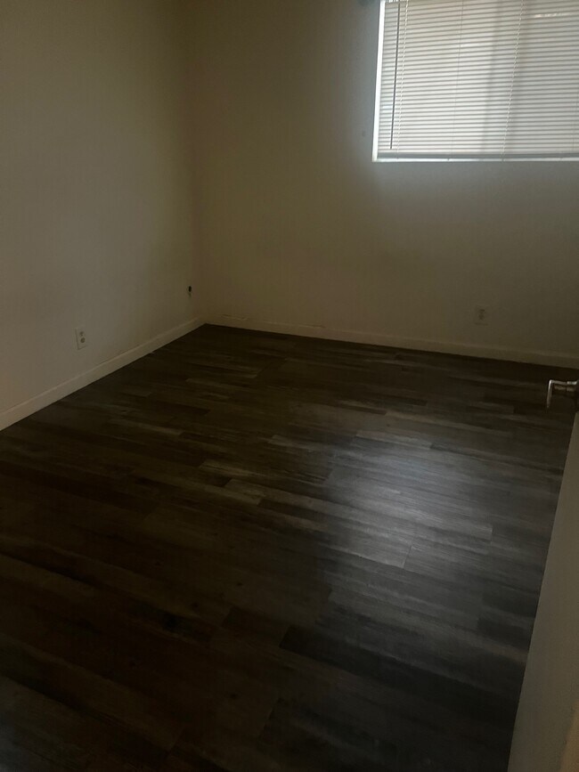 Building Photo - 1875 Pepper Valley Ln