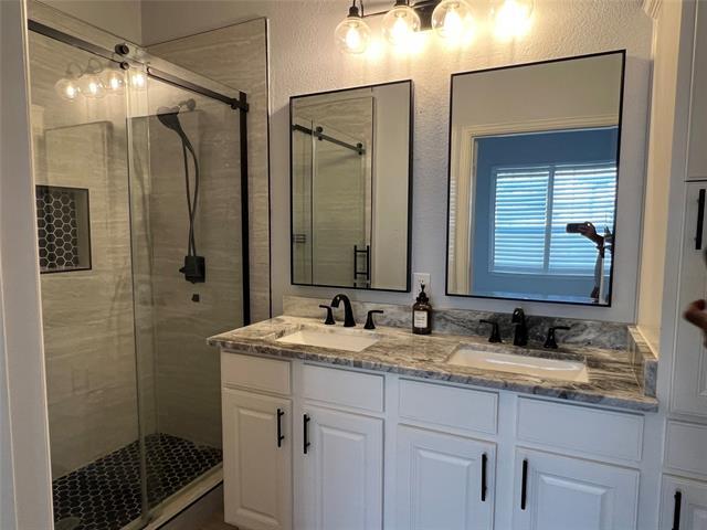 Building Photo - 4225 Swan Forest Dr